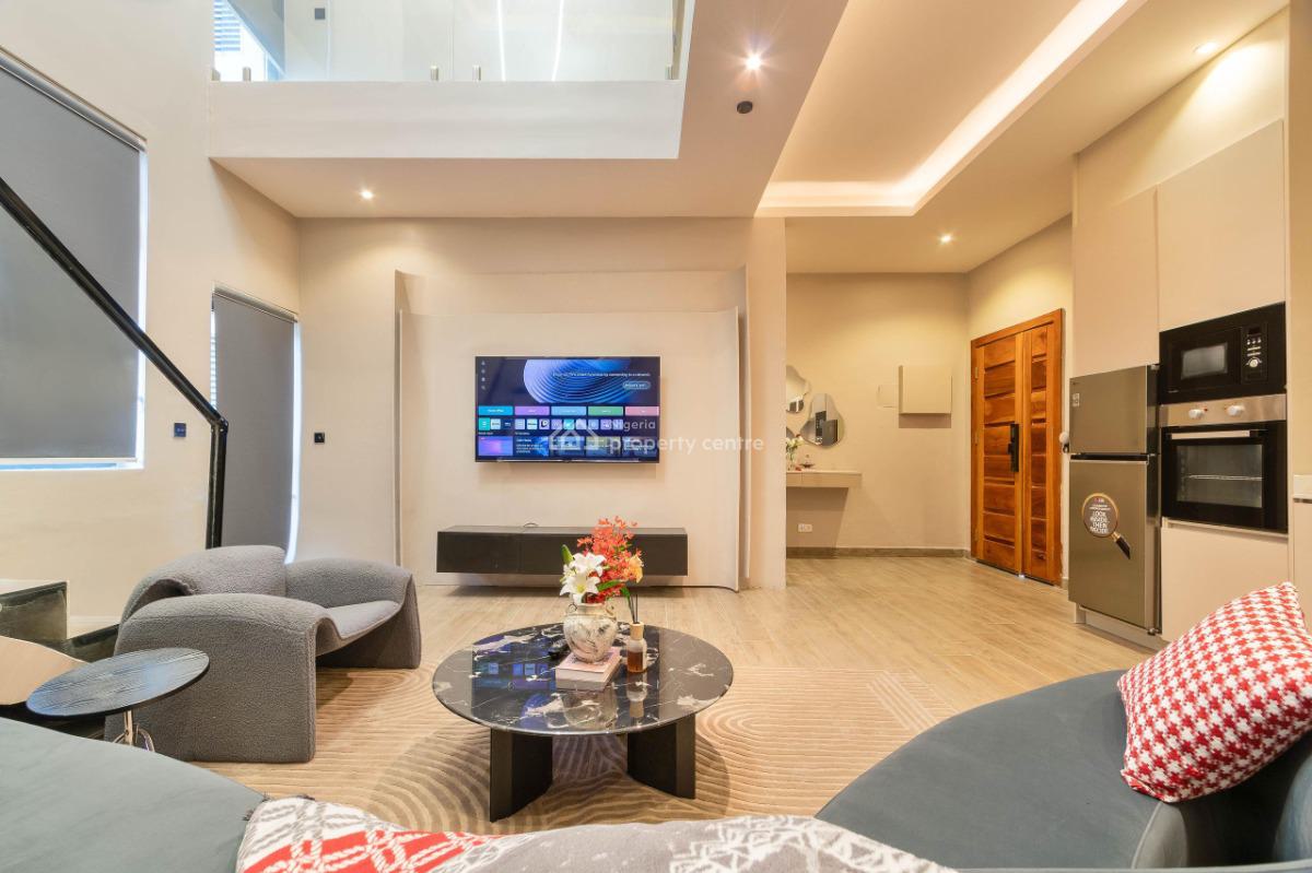 Luxury & Cozy 1 Bedroom Loft Apartment, Edge Water Estate, Lekki, Lagos, House Short Let