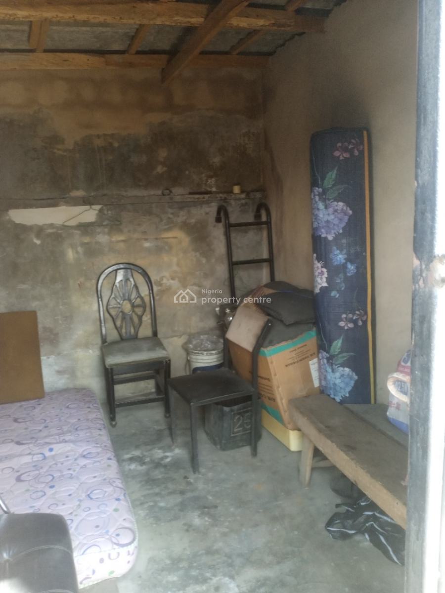 Shop, Babs Animashun, Surulere, Lagos, Shop for Rent