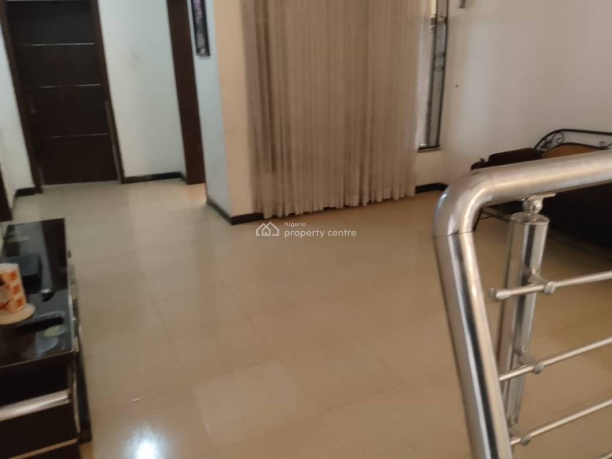 Spacious 4 Bedroom Semi Detached with 2 Rooms Bq, Off Admiralty Way, Lekki Phase 1, Lekki, Lagos, Semi-detached Duplex for Rent