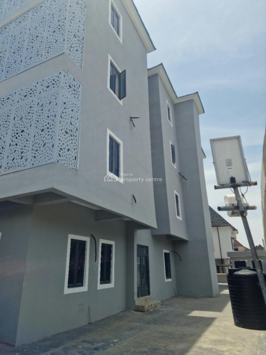 a Building on 3 Floors and Ground Floor, Alternative Route, By Jadeville Estate Gate, Off Chevron Drive, Lekki Expressway, Lekki, Lagos, Plaza / Complex / Mall for Rent