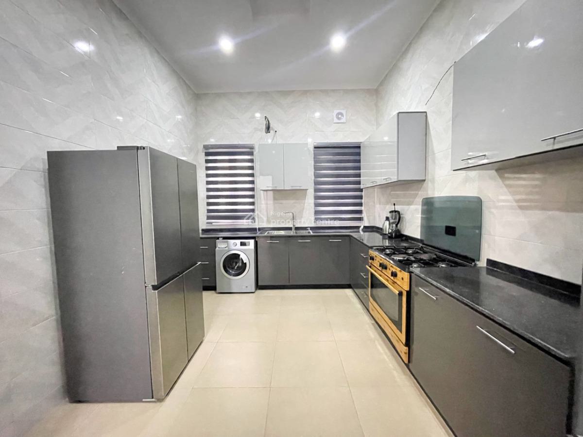 Sleek 3 Bedrooms, Fully Furnished, Off Freedom Way, Lekki Phase 1, Lekki, Lagos, Flat / Apartment for Rent