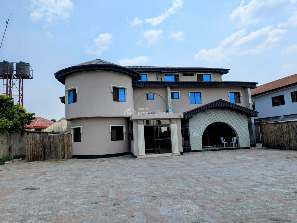 10-rooms Hotel, Edet Akpan Avenue, 4 Lanes, Uyo, Akwa Ibom, Hotel / Guest House for Sale