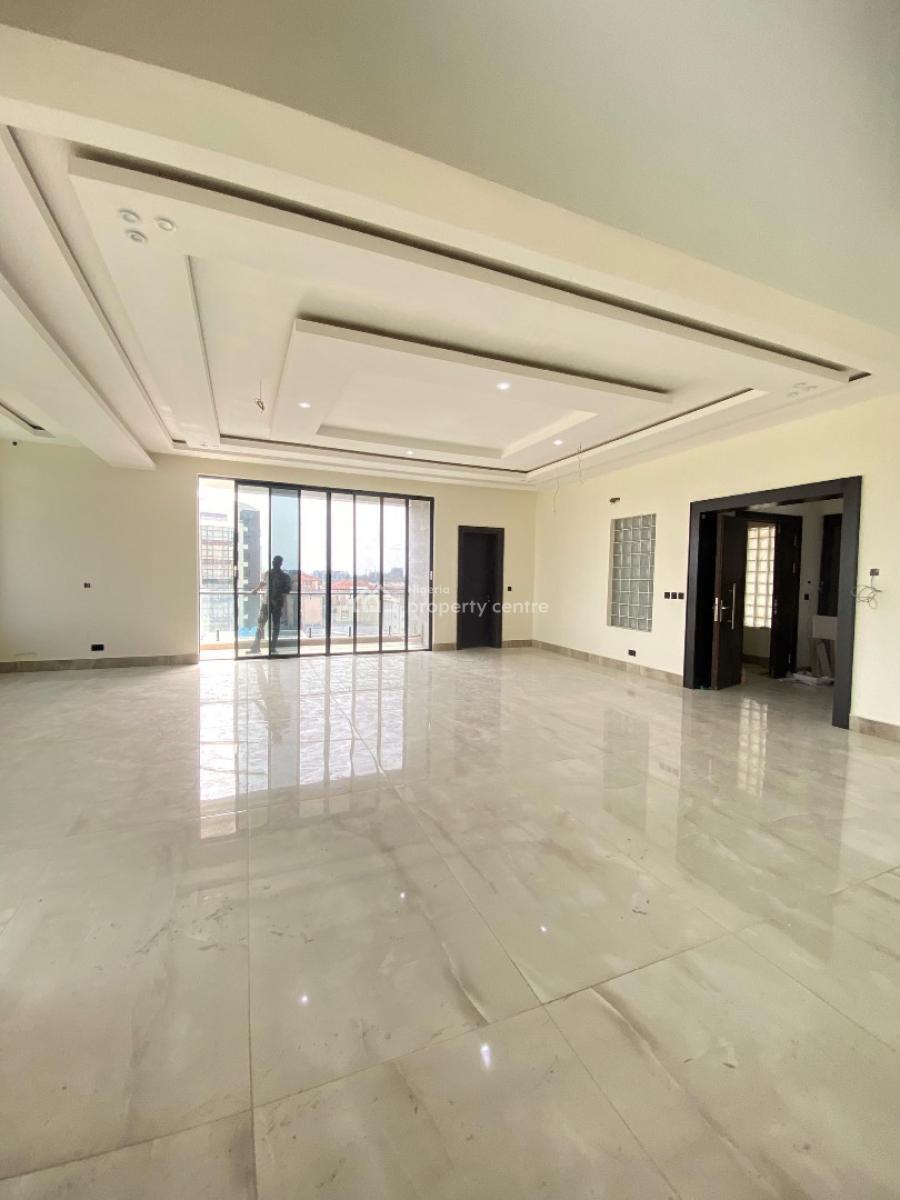 Screaming Luxury 5 Bedroom Penthouse + 2 Bq in an Estate, Ikoyi, Lagos, House for Sale