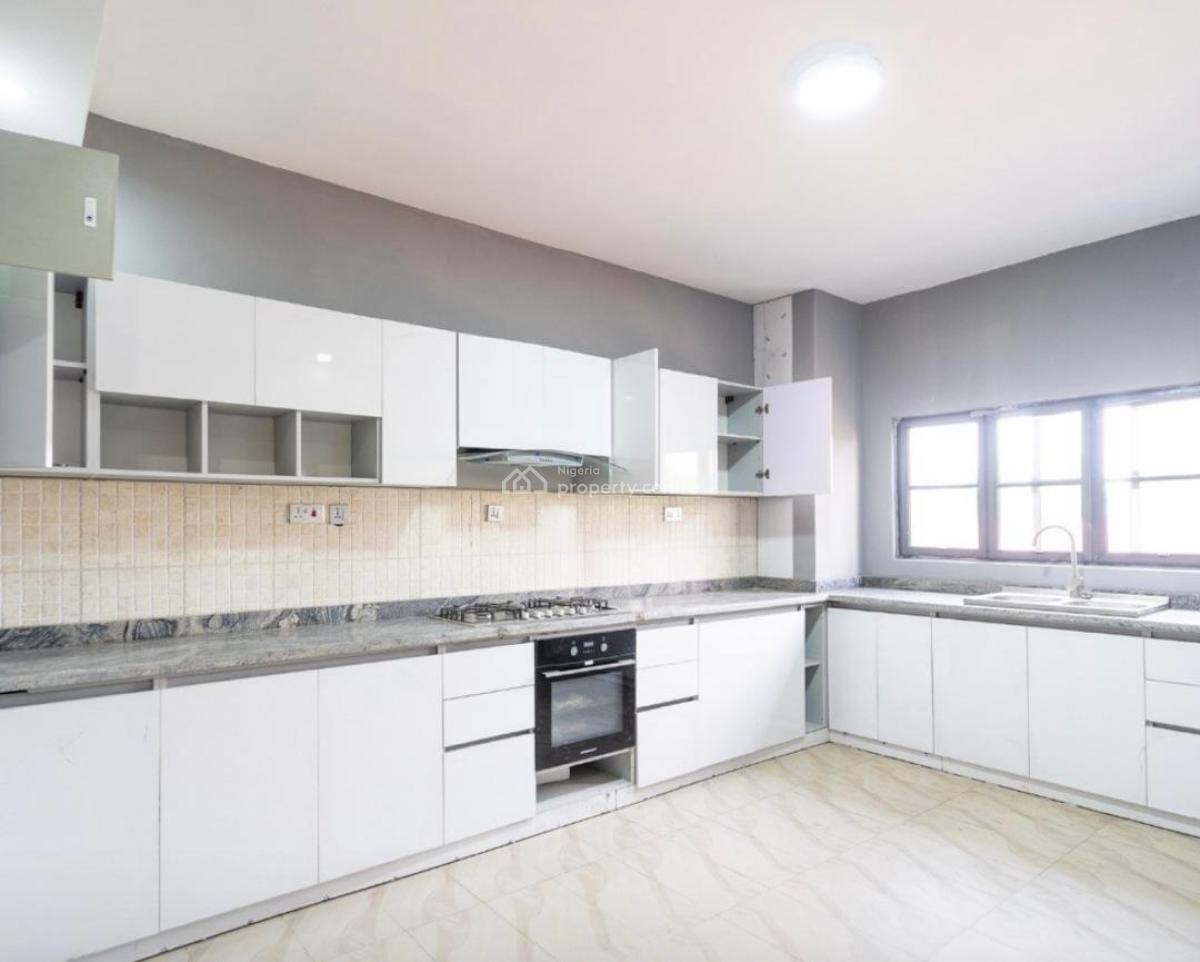 Luxury 3 Bedrooms Apartment with a Bq Swimming Pool and Gym, Old Ikoyi, Ikoyi, Lagos, Flat / Apartment for Rent