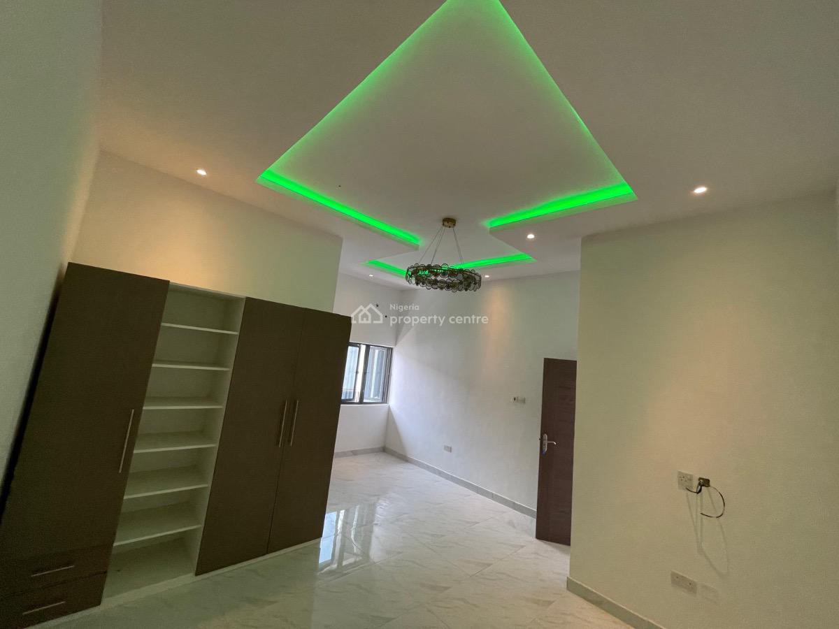 Luxury Brand New Estate in Great Location Consisting 28 Units of Hous, Behind Shoprite, Sangotedo, Ajah, Lagos, Block of Flats for Sale
