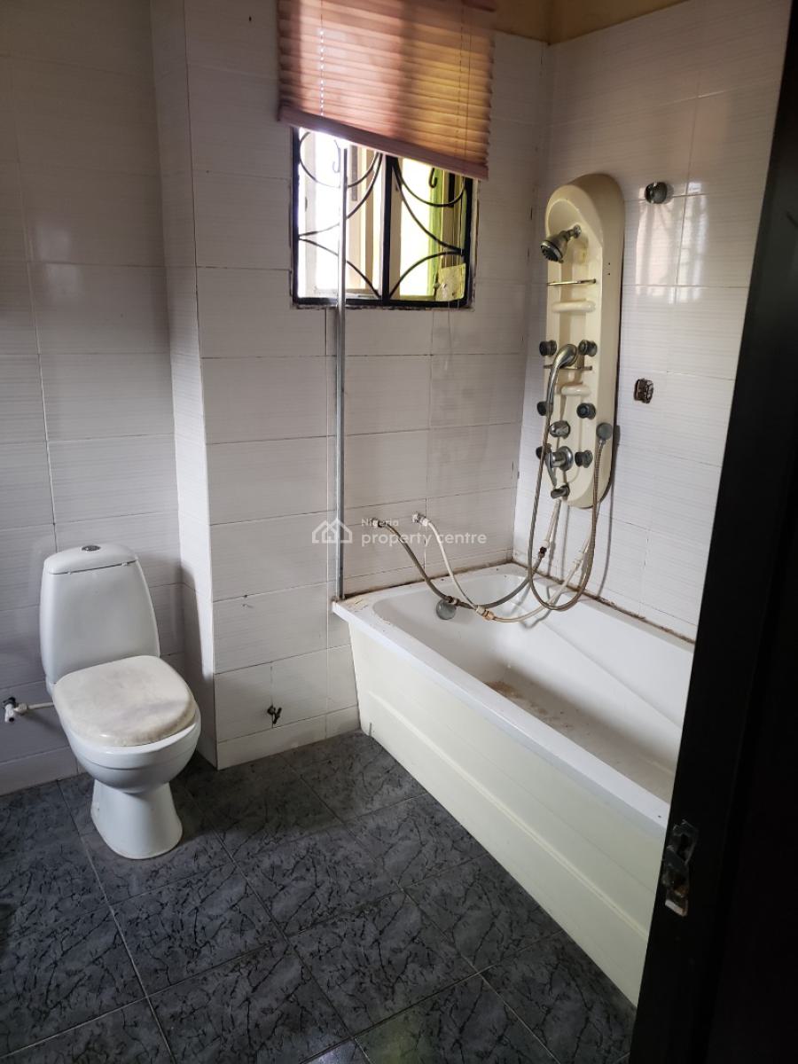 a Well Maintained 4 Bedroom Semi Detached Duplex, Along Monastery Road, Sangotedo, Ajah, Lagos, Semi-detached Duplex for Rent