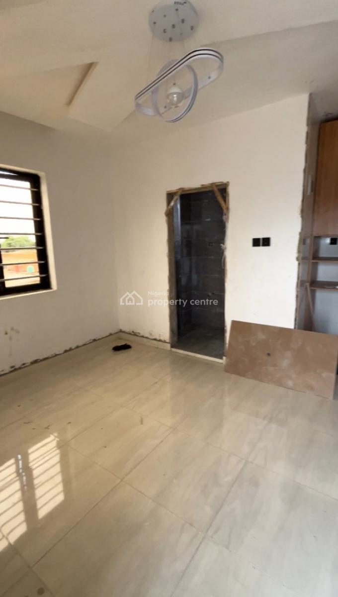 Deluxe Shortstay Studio Apartment, Itire-ikate, Surulere, Lagos, Self Contain (single Rooms) for Sale