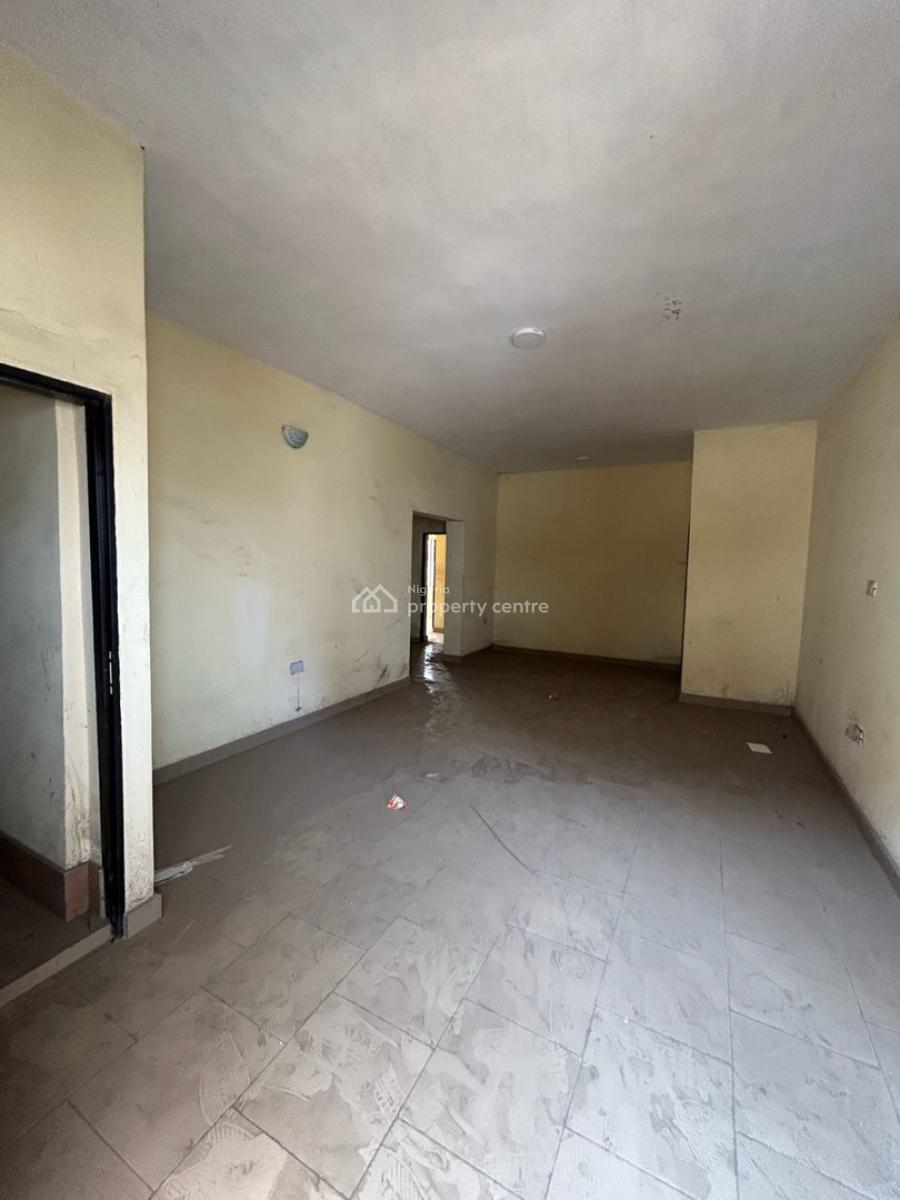 Very Spacious 3 Bedrooms Apartment with Bq, Sterling Heights Estate, Kosofe, Ikosi, Ketu, Lagos, Flat / Apartment for Sale