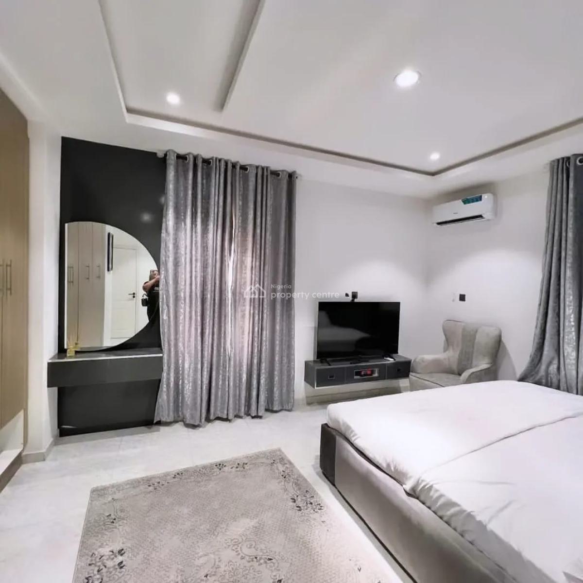 Luxurious 3 Bedrooms Apartment, By Gilmore, Jahi, Abuja, Flat / Apartment Short Let
