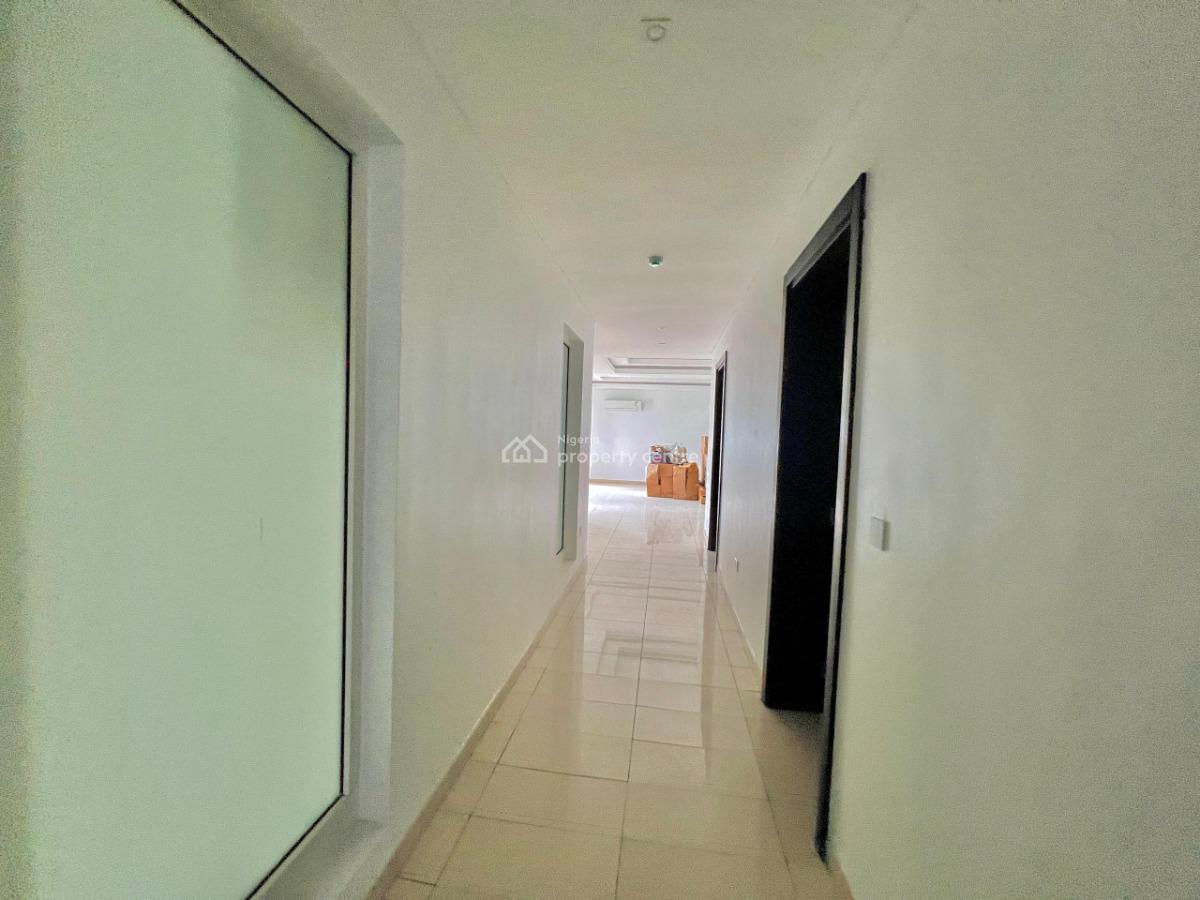 a Luxurious 4 Bedroom Apartment with Bq, Banana Island, Ikoyi, Lagos, Terraced Duplex for Rent