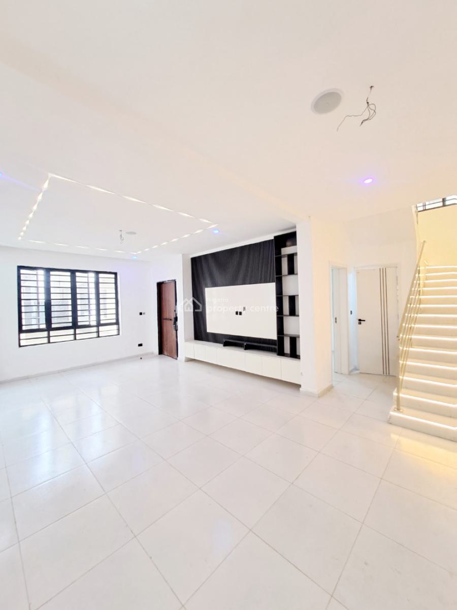 Nicely Built 4 Bedroom Detached with Bq & Pool in a Gated Estate, Orchid, Lekki, Lagos, Detached Duplex for Sale
