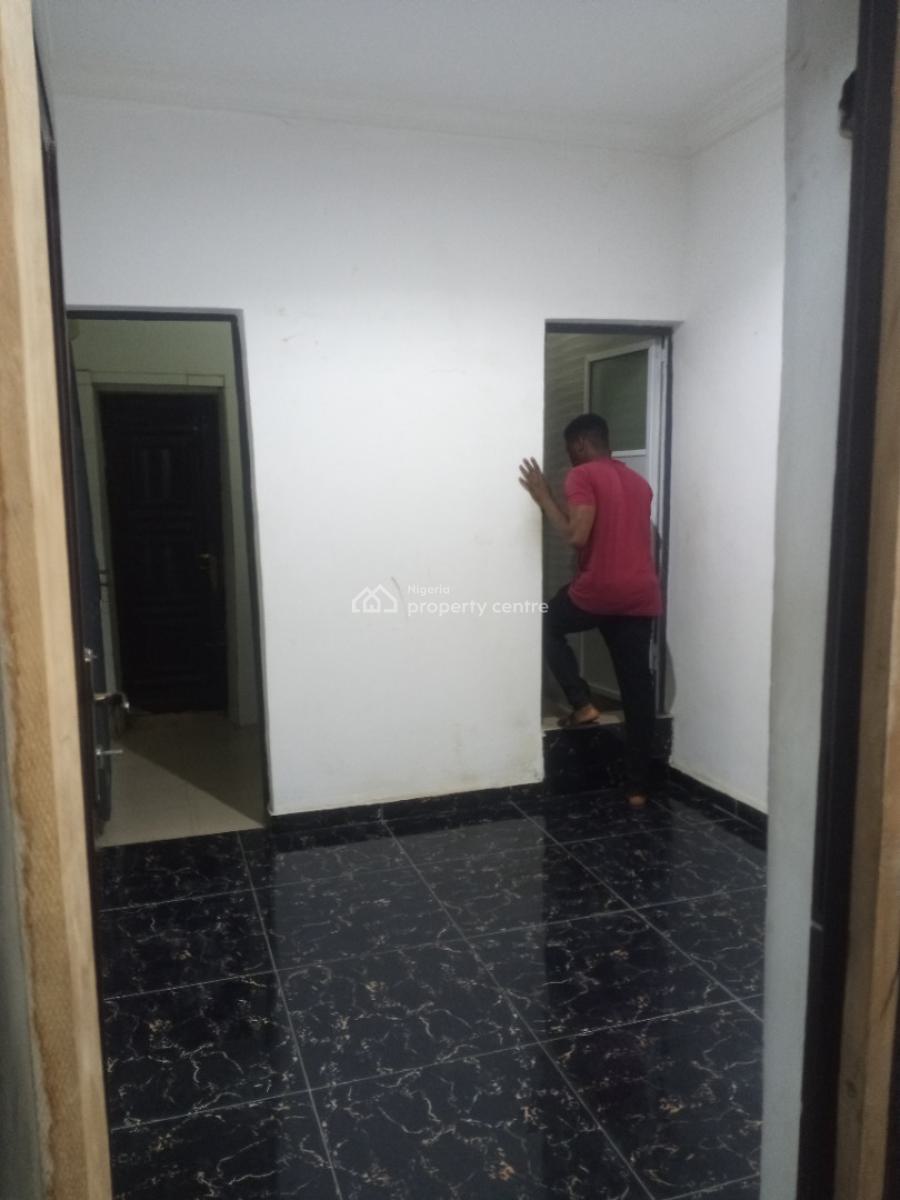 Room Self, Ijesha Surulere, Surulere, Lagos, Self Contain (single Rooms) for Rent