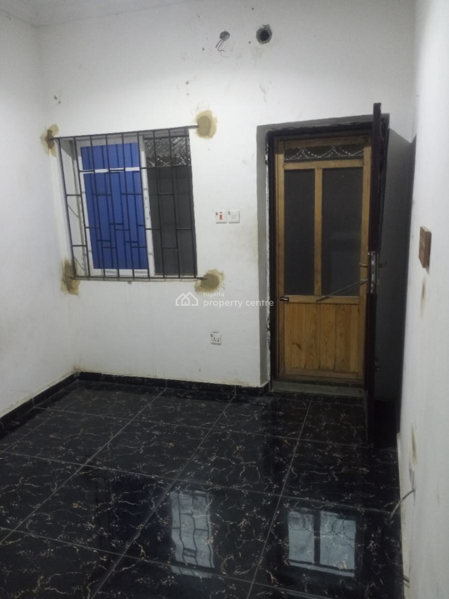 Room Self, Ijesha Surulere, Surulere, Lagos, Self Contain (single Rooms) for Rent