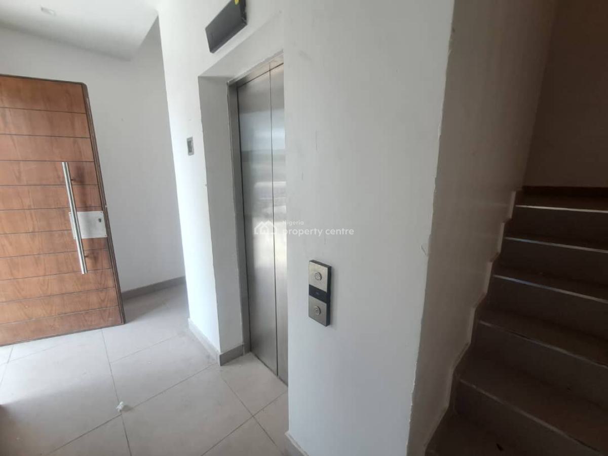 Serviced with 24/7 Power Supply 3 Bedroom En-suite Maisonette, Ikoyi, Lagos, Flat / Apartment for Rent