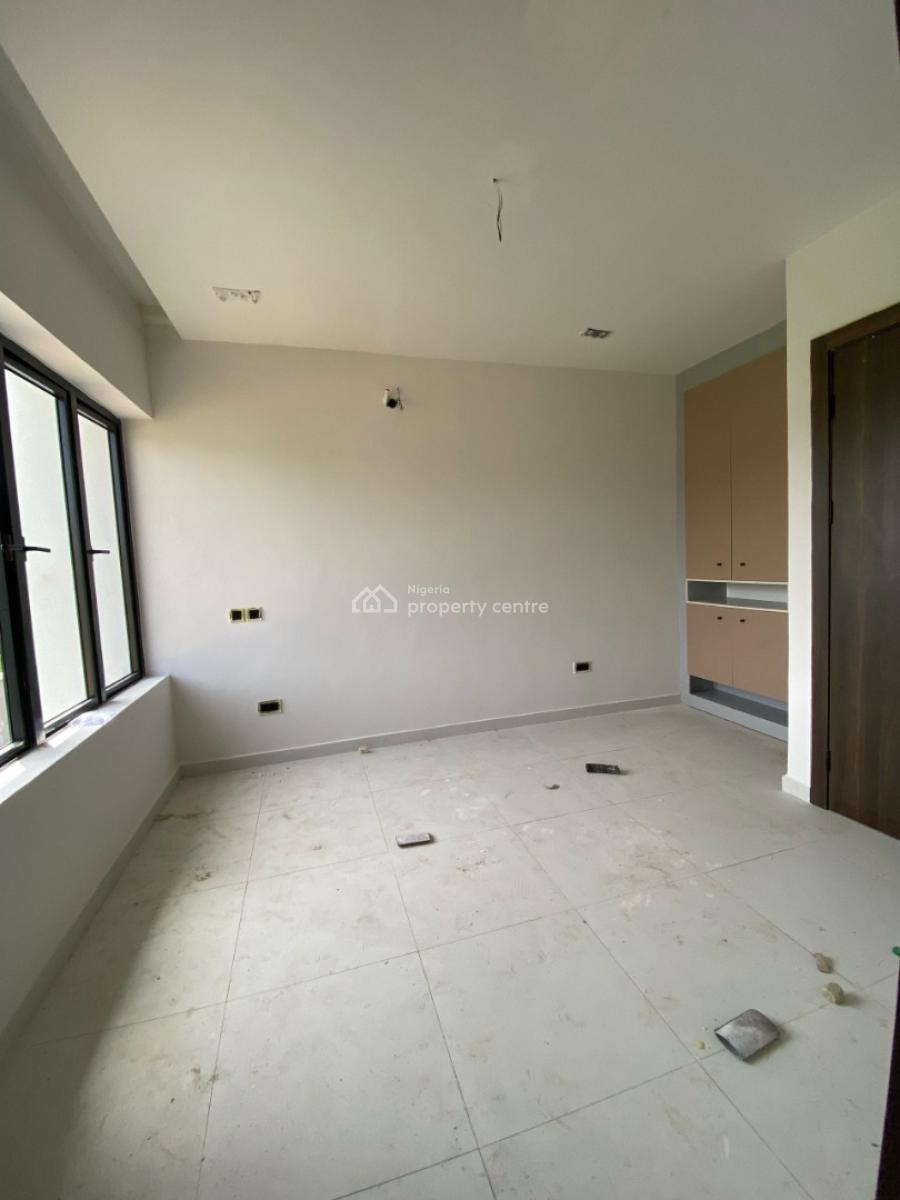 Spacious 4 Bedroom Terrace Duplex with Bq, Off Admiralty Road, Lekki Phase 1, Lekki, Lagos, Terraced Duplex for Sale