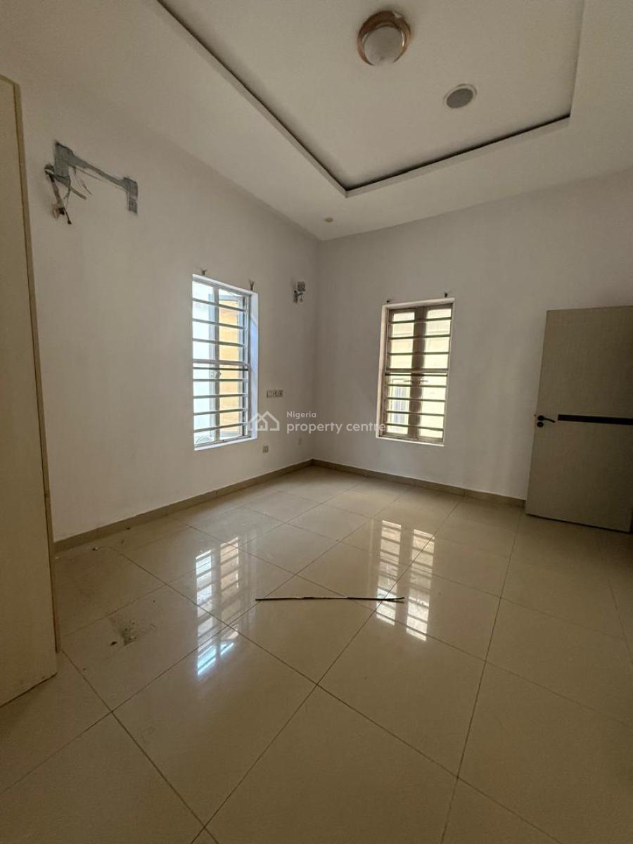 a Luxurious Standard 3 Bedroom Apartment, Beral Estate Chevron Drive, Lekki, Lagos, Flat / Apartment for Rent