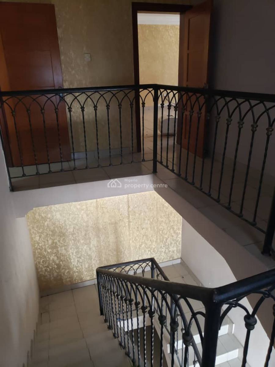 3 Bedroom Flat with a Bq, Lekki Phase 1, Lekki, Lagos, House for Rent