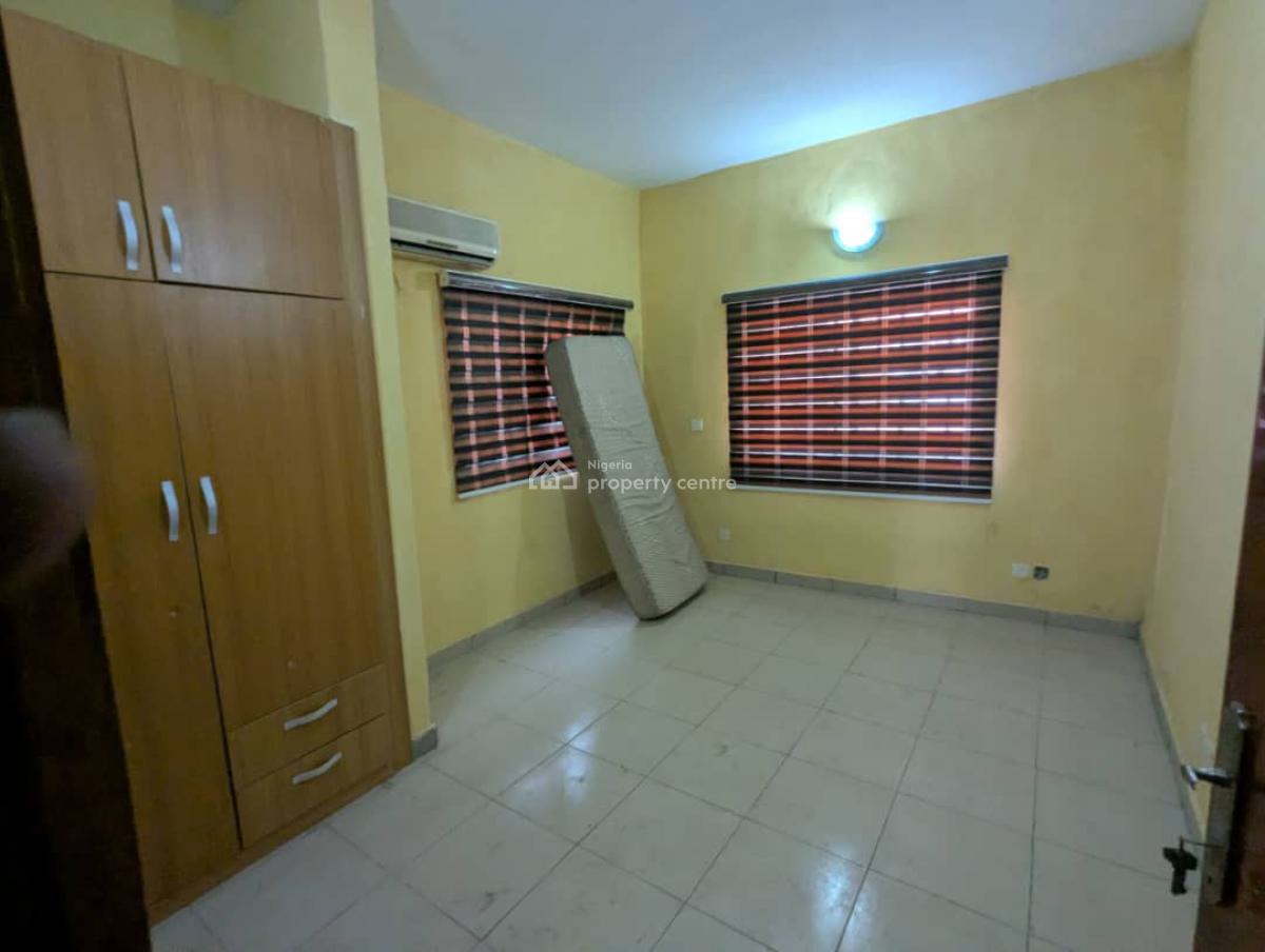 3 Bedroom Apartment, Fashola Estate, Monastery Road, Sangotedo, Ajah, Lagos, Flat / Apartment for Rent