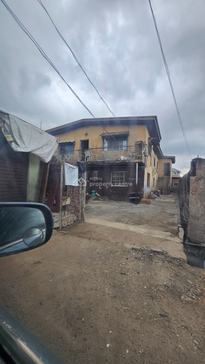 Well Located 4 Units of 3 Bedroom Flat on a Full Plot of Land, Oworonshoki, Kosofe, Lagos, Block of Flats for Sale