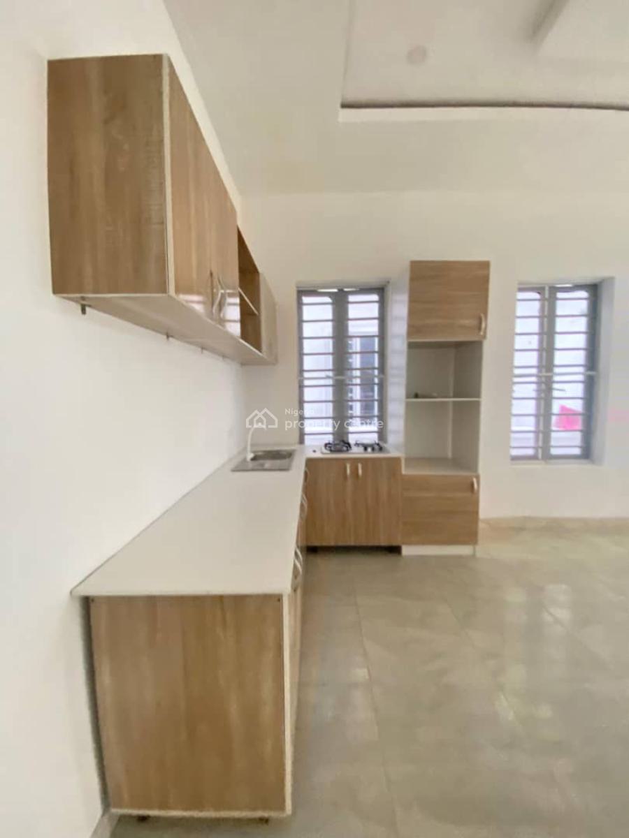 Massive Luxury Studio Apartment Well Ventilated &fully Fitted Kitchen, Oral Estate, Lekki, Lagos, Self Contain (single Rooms) for Rent