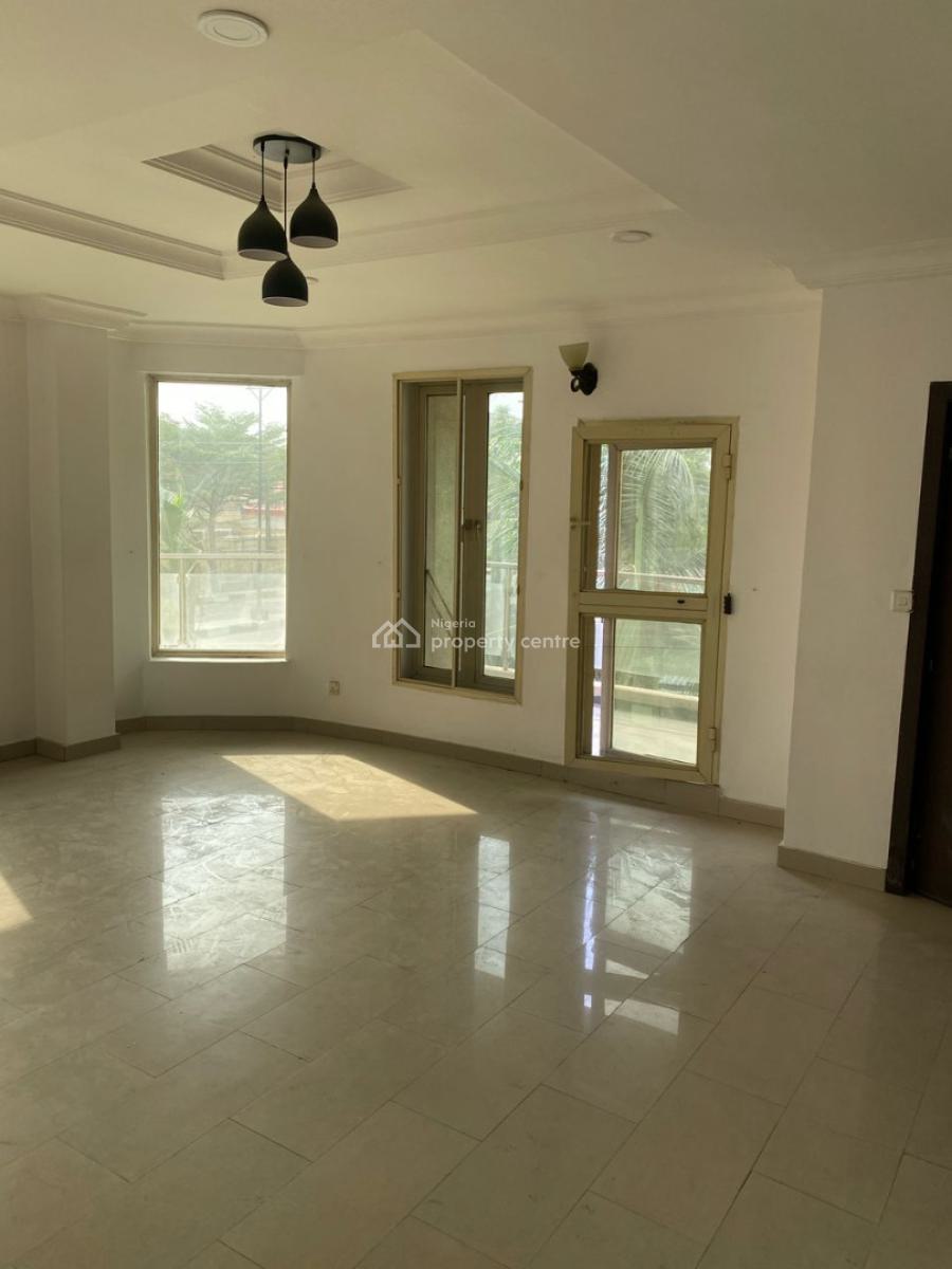 Spacious 2 Bedroom Flat with a Bq and Swimming Pool, Oniru, Victoria Island (vi), Lagos, Flat / Apartment for Sale