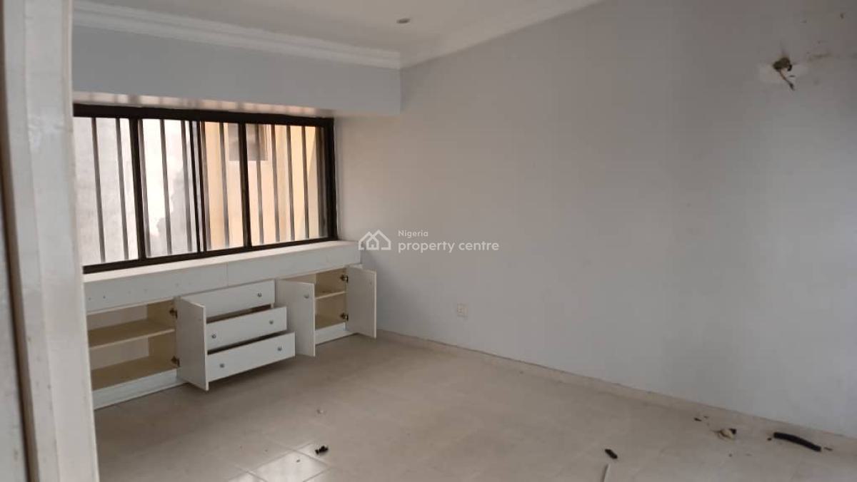 Spacious 6 Bedroom Duplex with 4 Bq, Perfect for Residential & Commercial, Victoria Island (vi), Lagos, Detached Duplex for Rent