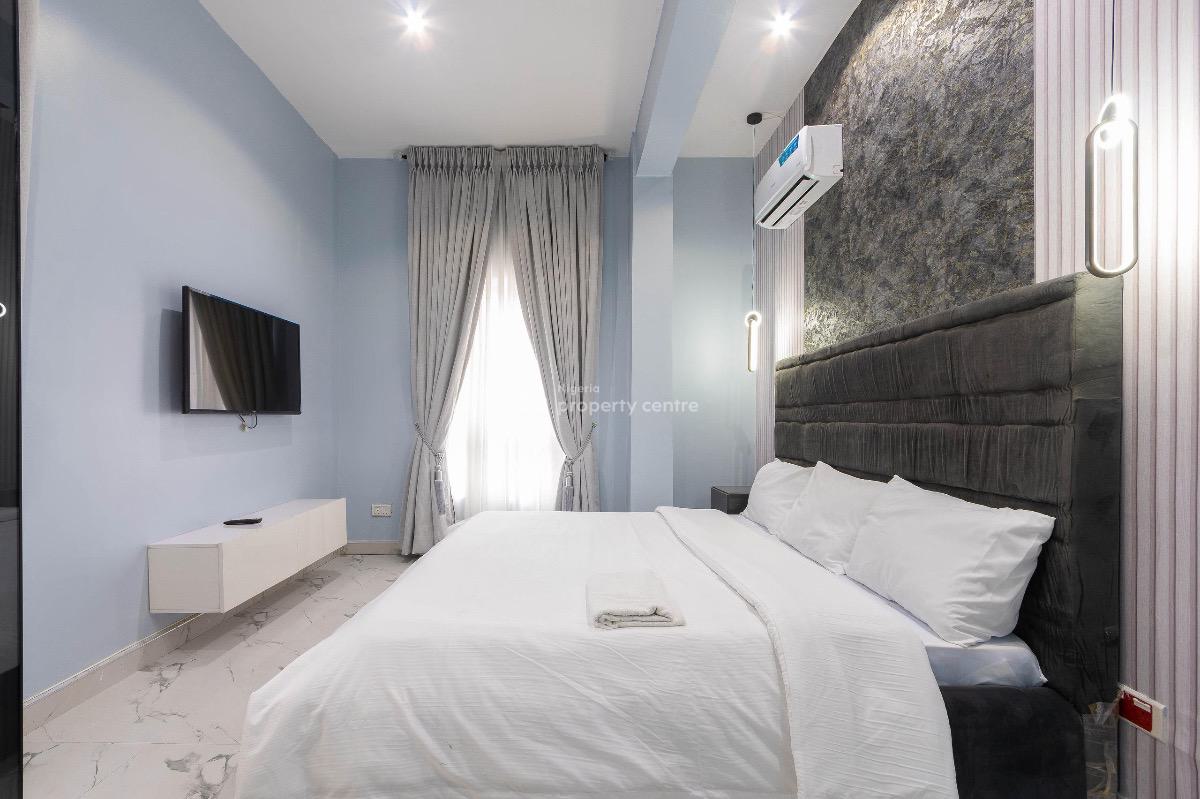 Beautiful 2 Bedrooms gray Apartment in a Serene Environment, Ikate, Lekki, Lagos, Flat / Apartment Short Let
