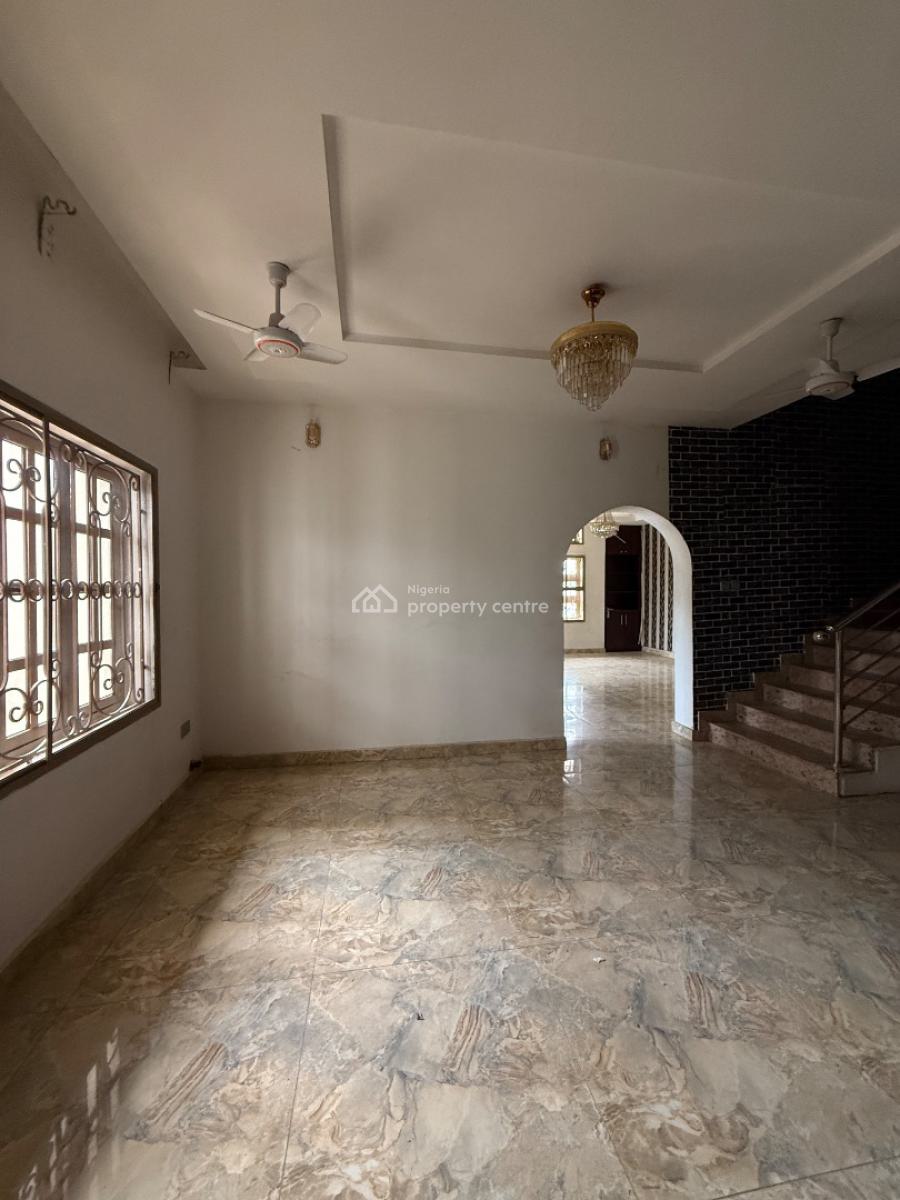 4 Bedroom Semi Detached with a Bq, Gilmore, Jahi, Abuja, Semi-detached Duplex for Rent