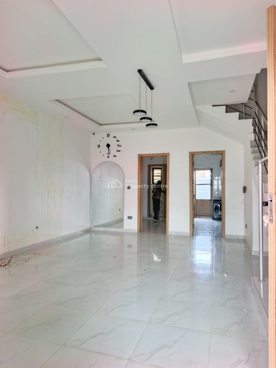 Smart Spacious 4 Bedrooms Terrace Duplex., Abraham Adesanya Axis, Ajah, Lagos, Terraced Duplex for Rent