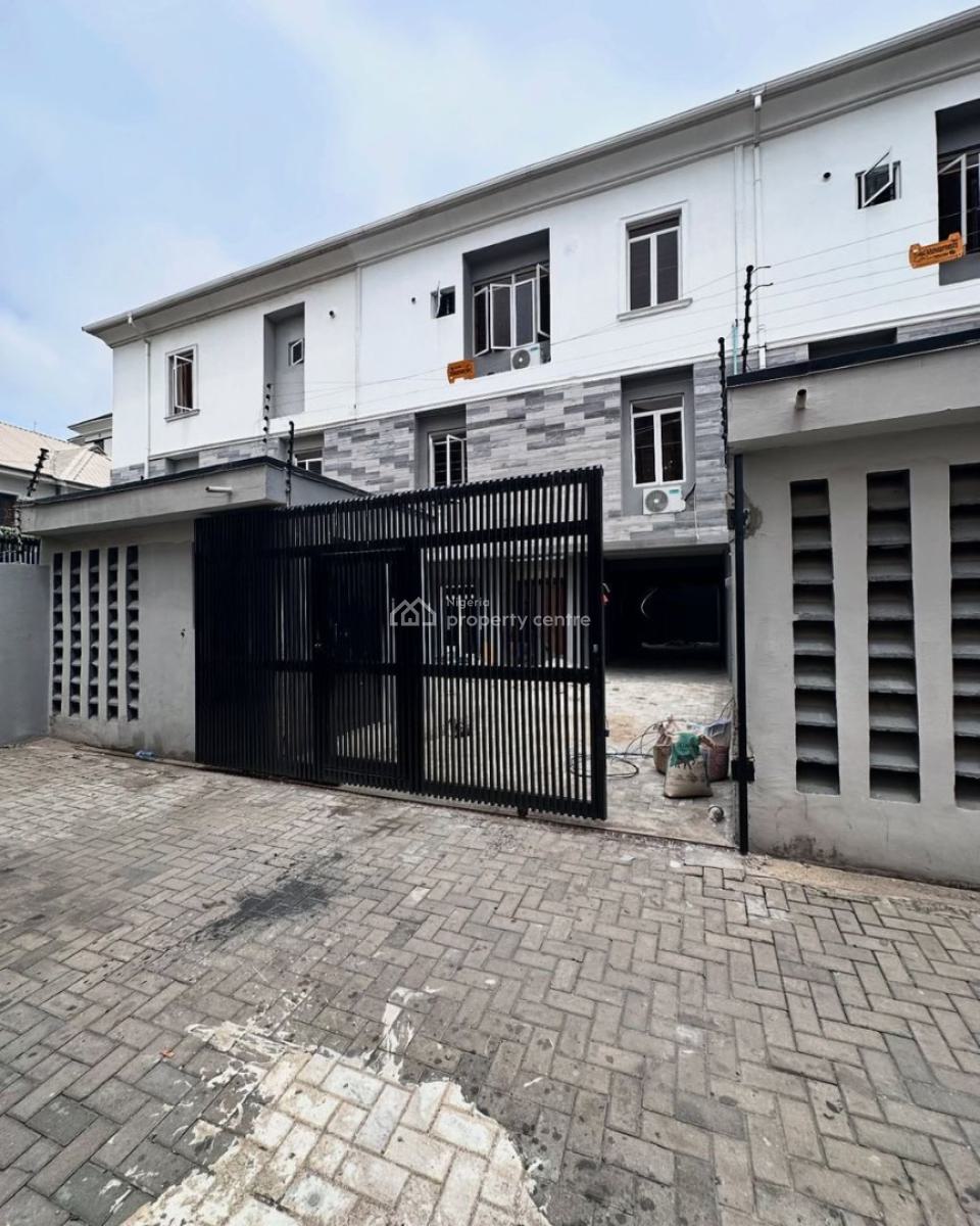 Neatly Built 4 Bedroom Terrace Duplex, Lekki Phase 1, Lekki, Lagos, Terraced Duplex for Rent