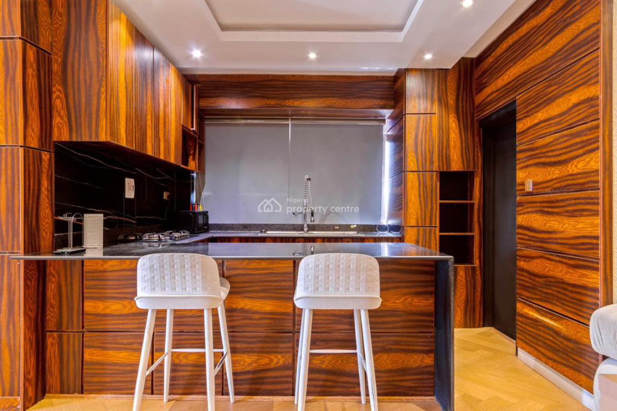 Luxuriously Furnished 3 Bedroom in a Nice Estate, Lekki Phase 1, Lekki, Lagos, Flat / Apartment Short Let