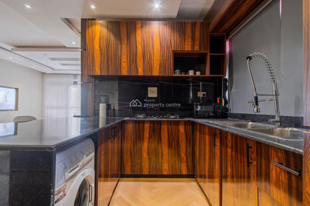Luxuriously Furnished 3 Bedroom in a Nice Estate, Lekki Phase 1, Lekki, Lagos, Flat / Apartment Short Let
