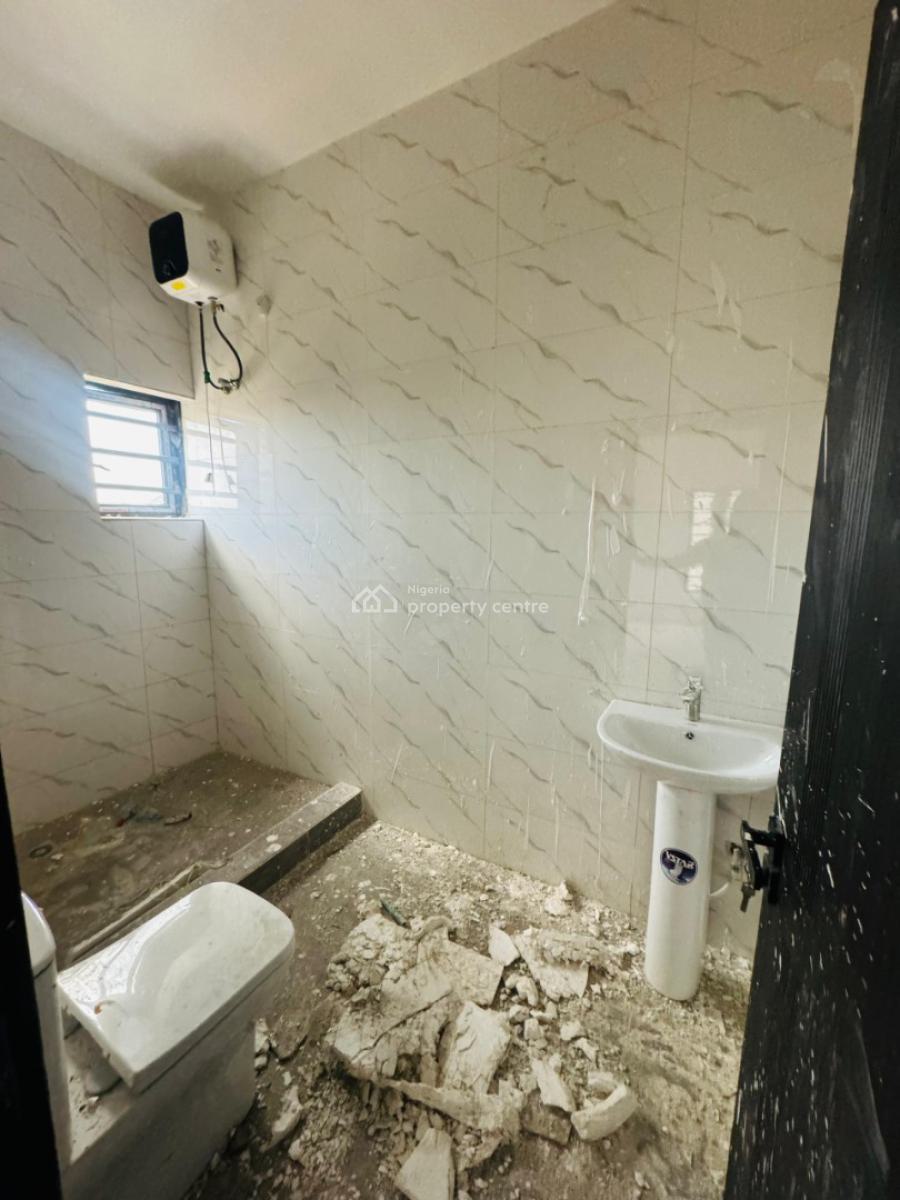 4 Bedroom Semi Detached Duplex, Magodo, Lagos, Semi-detached Duplex for Sale
