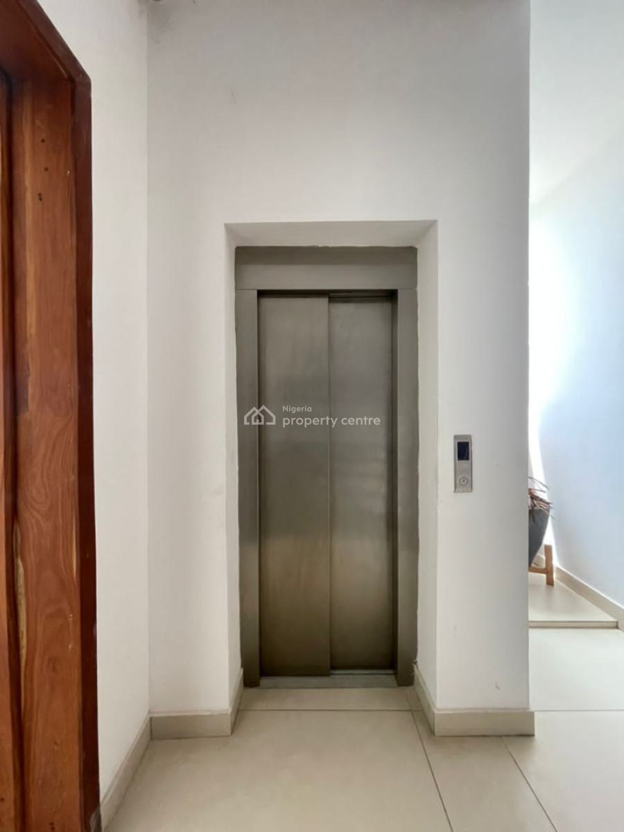 Luxury 3 Bedrooms Apartment with a Bq Swimming Pool and Gym, Ikoyi, Lagos, Flat / Apartment for Rent