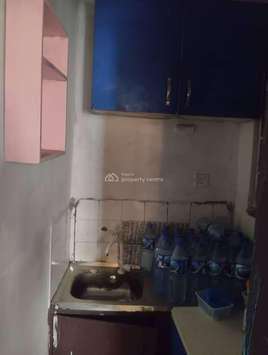 Self Contained, Zone 3, Wuse, Abuja, Self Contain (single Rooms) for Rent