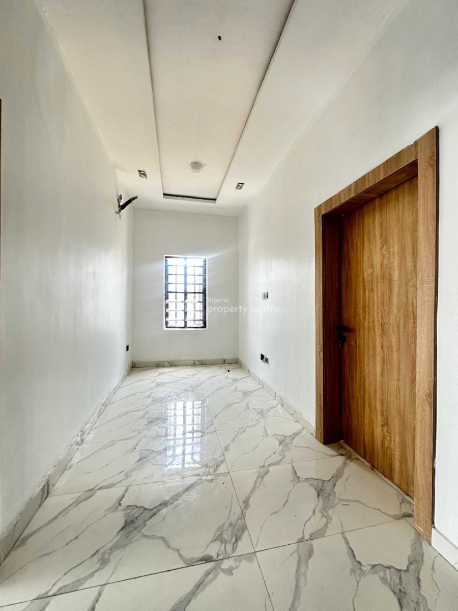 Elegant 4-bedroom Terraced Duplex in a Gated Estate, Corner Unit, Ikota, Lekki, Lagos, Terraced Duplex for Sale