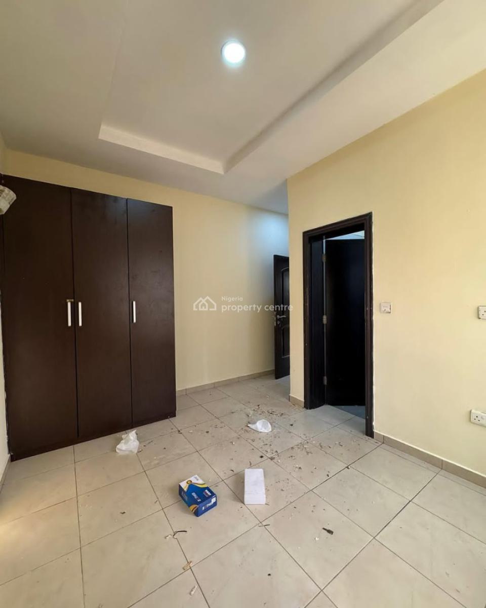 Neatly Built 3 Bedroom Apartment, Orchid, Lekki, Lagos, Flat / Apartment for Rent
