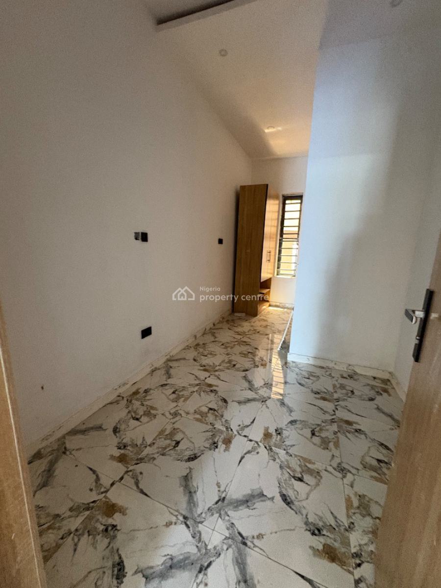 4 Bedroom Semi Detached with Bq, Ologolo, Lekki, Lagos, Semi-detached Duplex for Sale