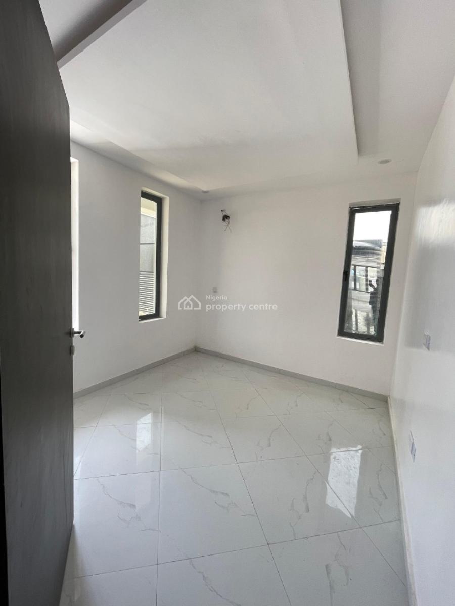 Stylish and Savvy 2 Bedroom Apartment with a Gym, Chevron, Lekki, Lagos, Flat / Apartment for Sale