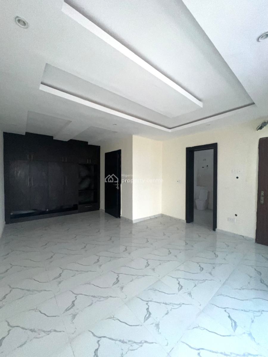 4 Bedroom, Osapa, Lekki, Lagos, Terraced Duplex for Sale