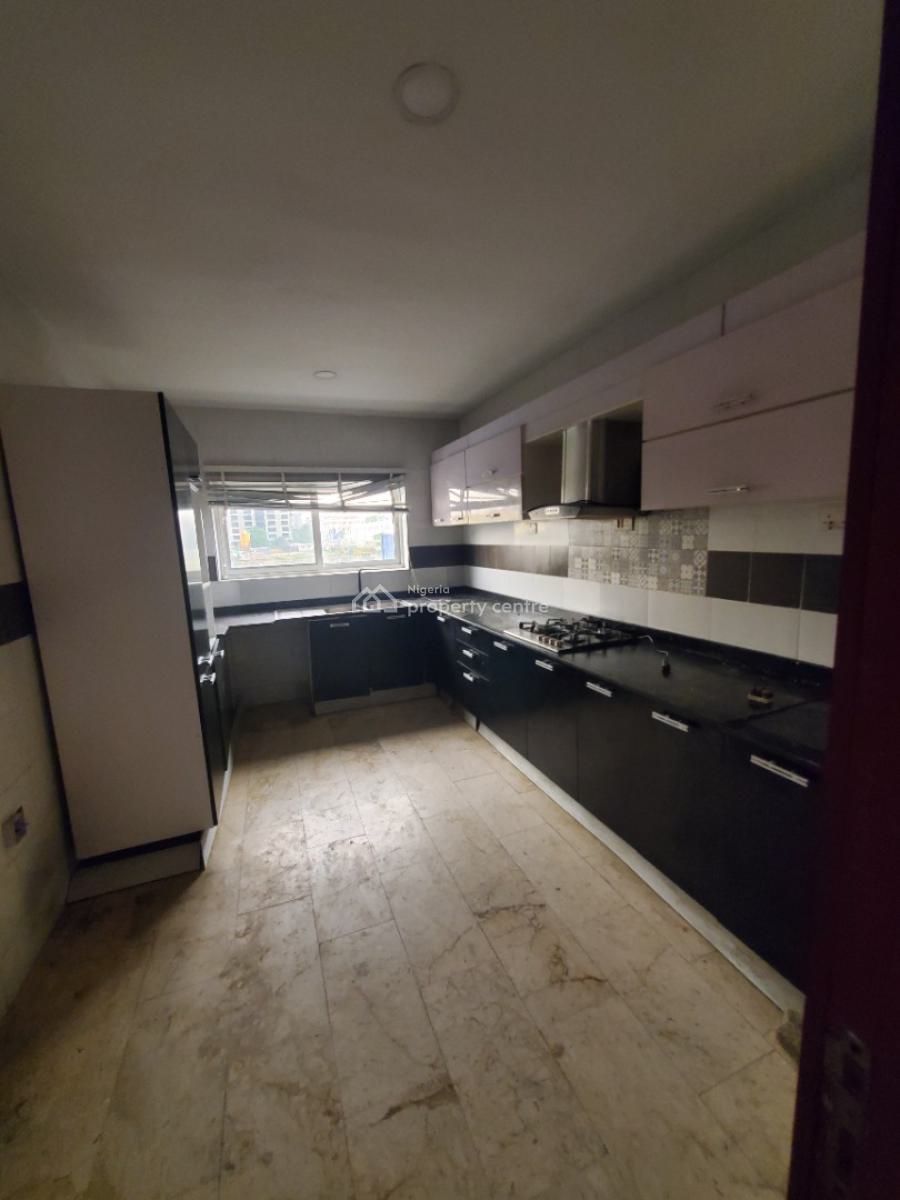 Luxury and Spacious 2 Bedroom Flat with a Bq, Victoria Island (vi), Lagos, Flat / Apartment for Rent