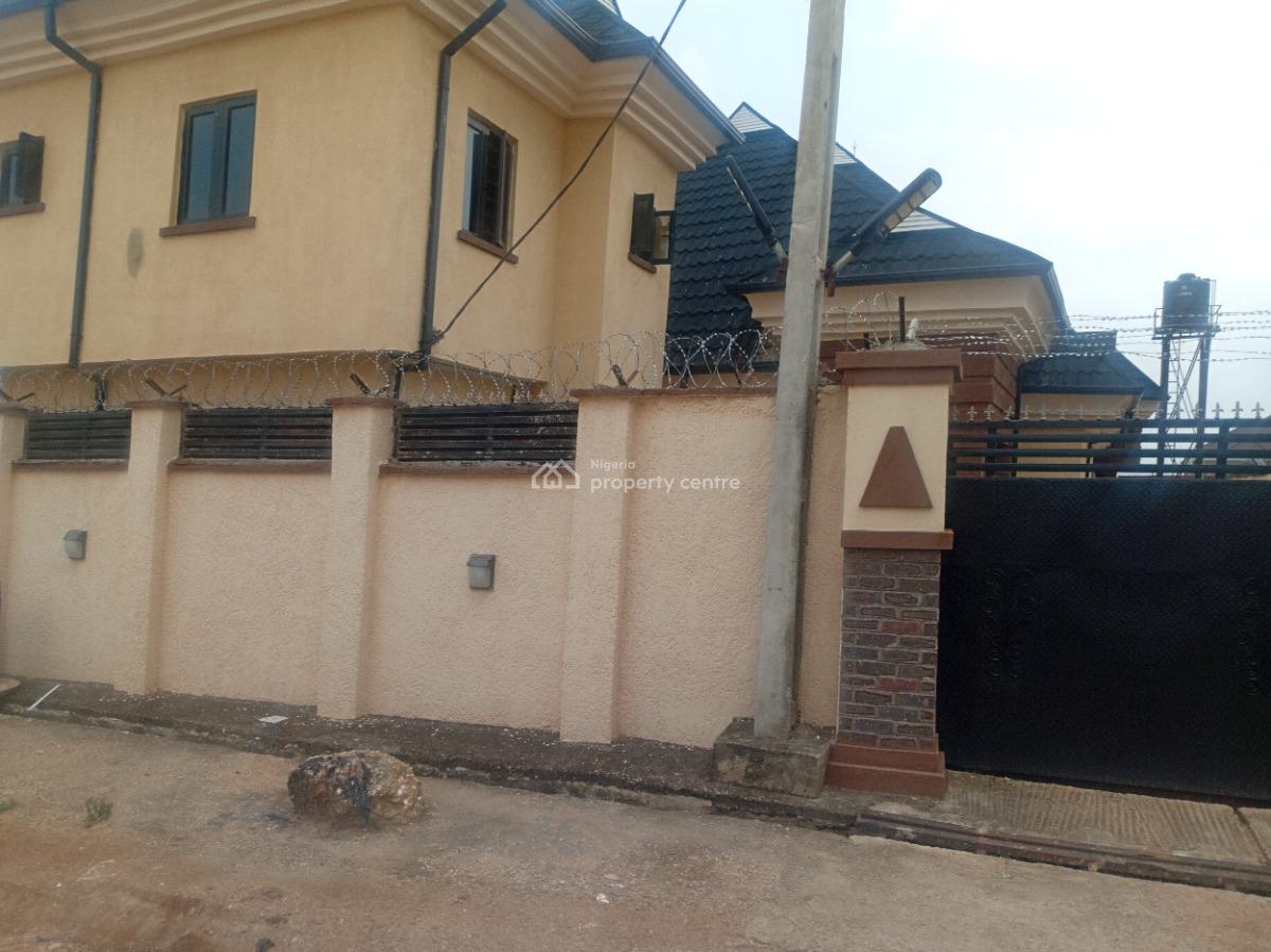 3 Bedroom Block of Flat, Dada Estate, Osogbo, Osun, Block of Flats for Sale