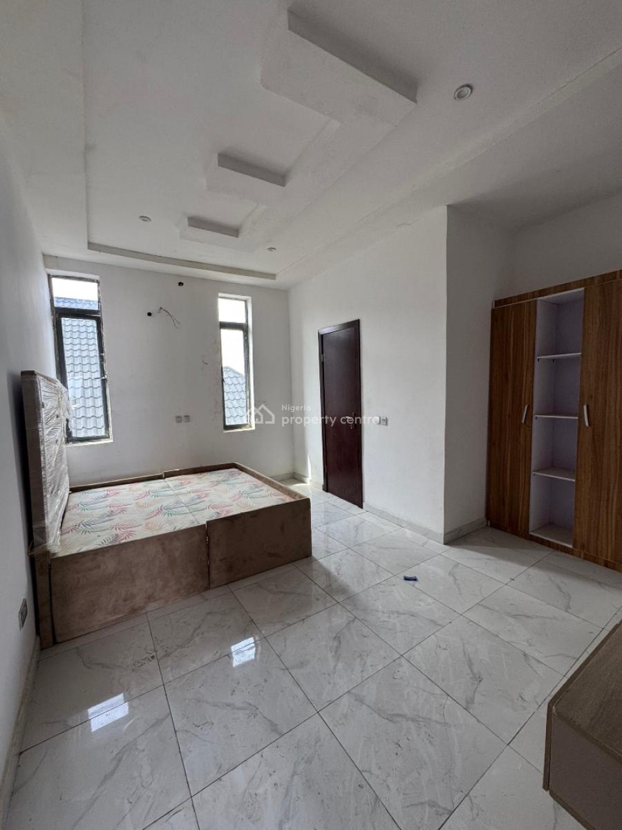 Fully Serviced 2 Bedroom, Ikota, Lekki, Lagos, Flat / Apartment for Rent
