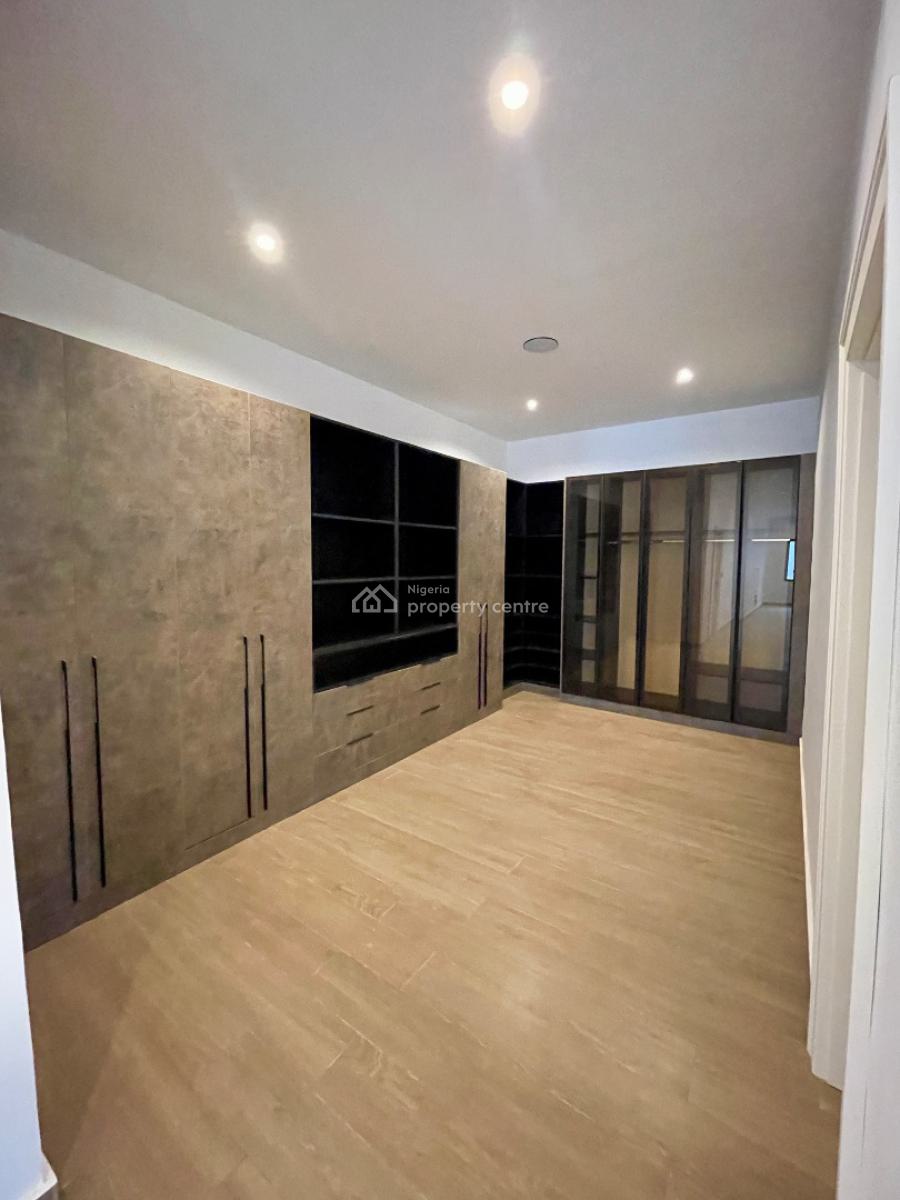Upscale 7 Bedrooms Modern Home, Asokoro District, Abuja, Detached Duplex for Sale