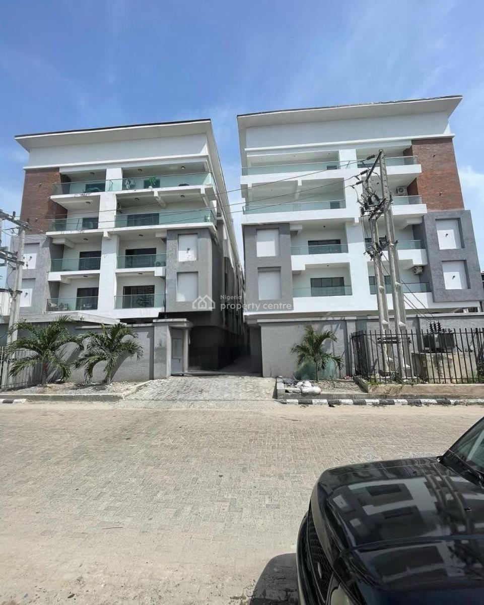 Neatly Built 2 Bedroom Apartment, Lekki Phase 1, Lekki, Lagos, Flat / Apartment for Rent