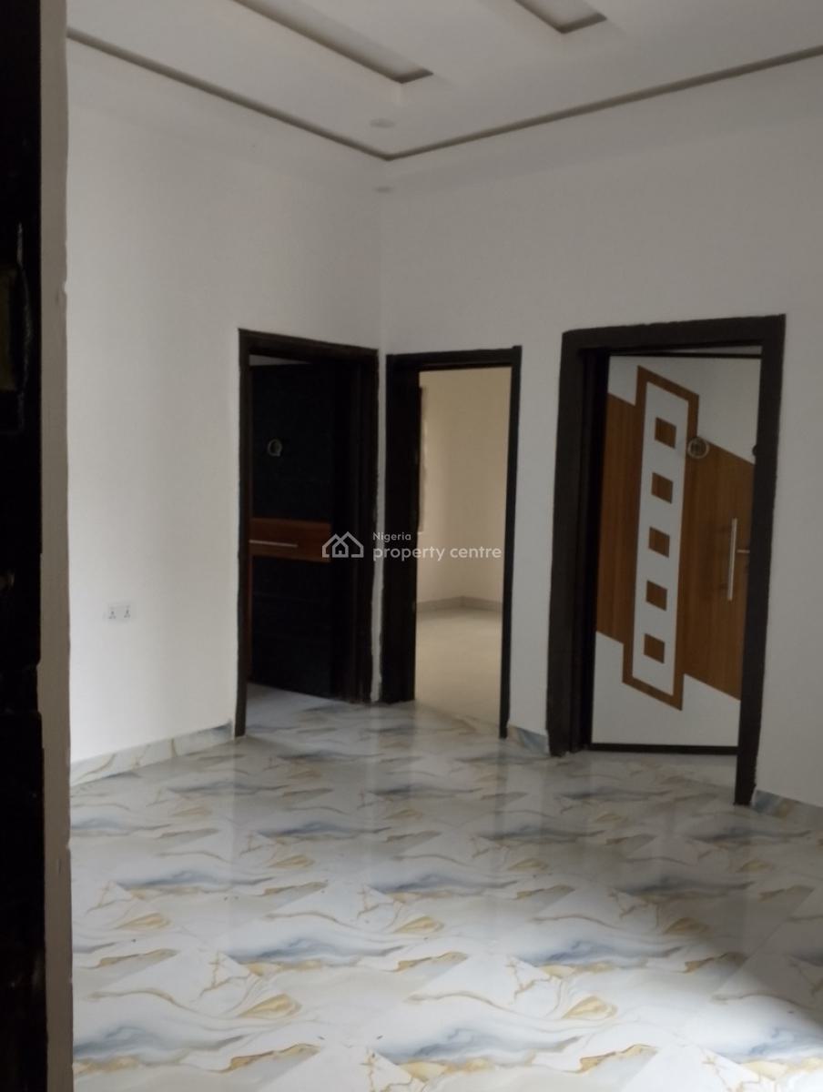 Newly Built Two Bedrooms Upstairs, Main Thomas, Ajah, Lagos, House for Rent