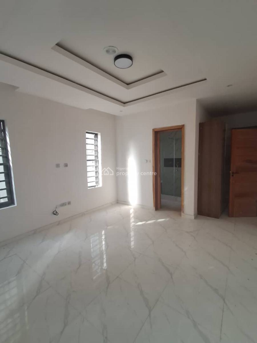 Detached Duplex with Bq, Gra Phase 2, Magodo, Lagos, Detached Duplex for Sale
