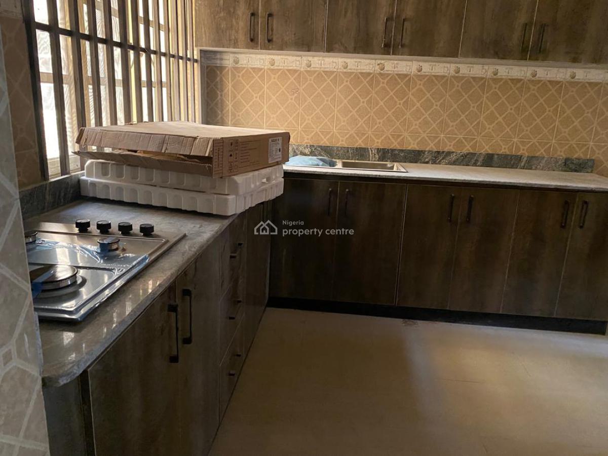 Clean 3 Bedroom Flat, Area 8, Garki, Abuja, Flat / Apartment for Rent