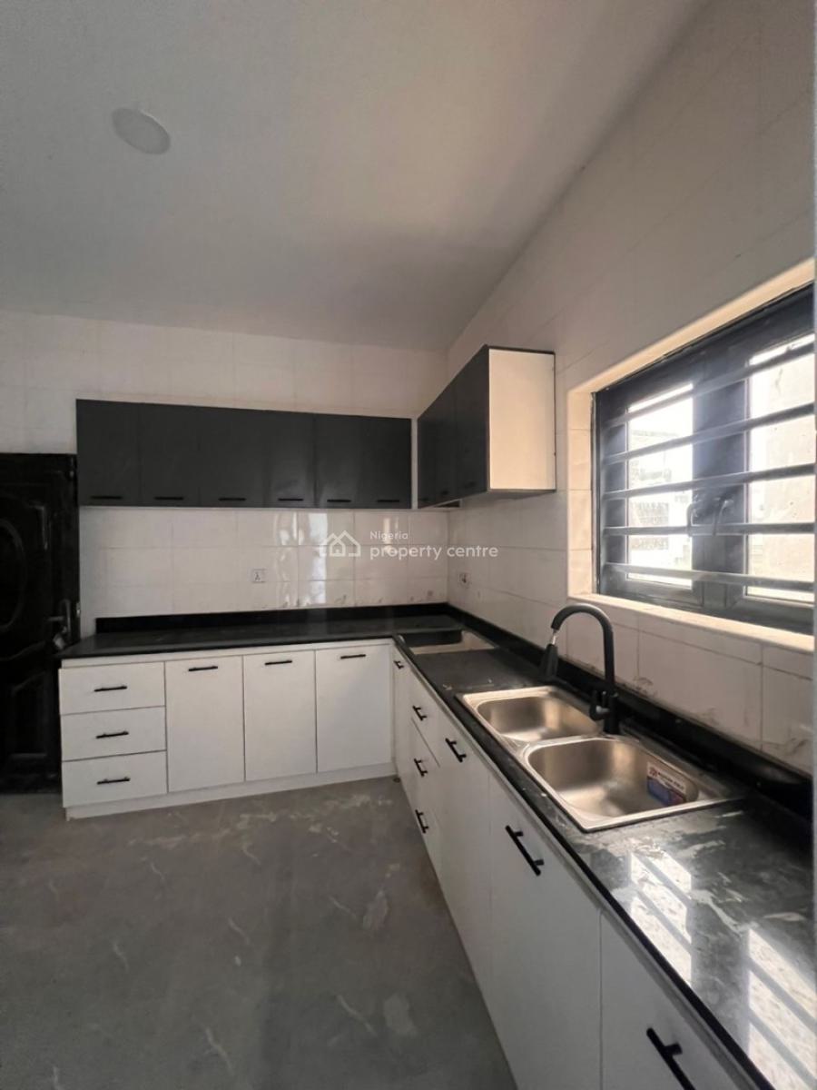 2 Bedroom Apartment, Ologolo, Lekki, Lagos, Flat / Apartment for Sale