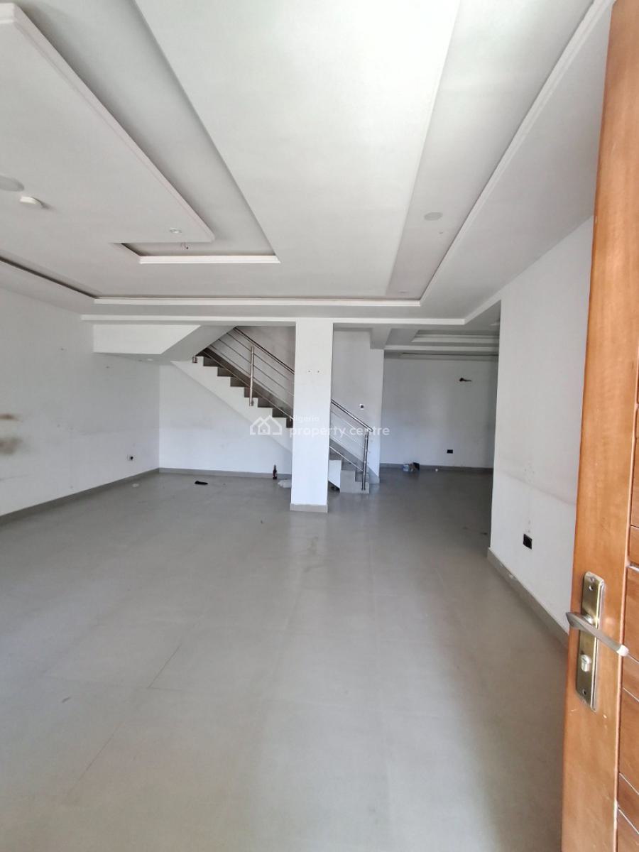 3 Bedroom Apartment, Lekki Phase 2, Lekki, Lagos, Flat / Apartment for Rent
